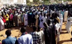 Vidéo - Procès du maître coranique: le tribunal de Louga assiégés par des disciples déclamant des Xassaides