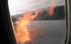 Ziguinchor : l'aile d'un avion prend feu et plonge les passagers dans la panique