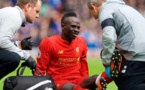 Victime d'une déchirure musculaire: Klopp communique la durée d’indisponibilité de Sadio Mané