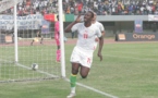 Dame Ndoye donne une bouffée d'air au Sénégal en marquant le 2e but