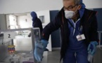 Coronavirus en France : le gouvernement laisse-t-il l'épidémie "suivre son cours" ?