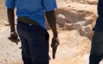 Vidéo - À Ndingler, les hommes de Babacar Ngom Sedima dégainent leurs armes pour intimider les populations