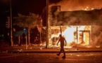 Minneapolis: un commissariat incendié après la mort d'un homme noir aux mains de la police
