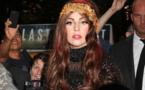 Lady GaGa : toutes ses tenues de scènes doivent être refaites !