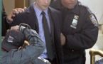 Gossip Girl : Nate arrêté par la police sous les yeux de Serena et Blair