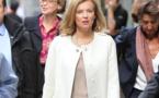 Valérie Trierweiler renonce à la télé et "regrette" son tweet
