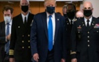 Covid-19 : Donald Trump porte un masque en public pour la première fois publiquement