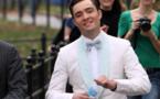 Tournage de Gossip Girl : une église, un beau costume, une belle robe... et deux surprises !