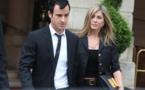 Jennifer Aniston "surprise" par sa bague de fiançailles