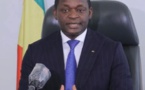 Transports aériens: le ministre Alioune Sarr remet un chèque de 18.300.000 Fcfa aux ex travailleurs de Senegal Airlines