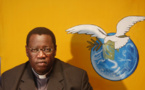 La réponse salée de Abbé Latyr Ndiaye à Mame M. Guèye Jamra : « À travers tes propos, Dieu t’a démasqué »
