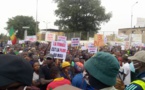 Mali: des milliers de manifestants ont réclamé mardi le départ du président Ibrahim Boubacar Keita