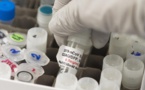 Covid-19 : AstraZeneca suspend les essais cliniques de son vaccin en raison d'un participant malade