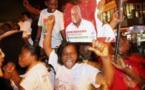 Ghana: le NDC de John Dramani Mahama fait la fête alors que le NPP conteste le vote