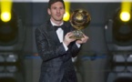 Lionel Messi assume son célèbre costume Dolce &amp; Gabbana
