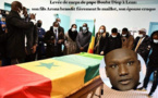 Levée de corps de Pape Bouba Diop à Lens: son fils Arona brandit fièrement le numéro 19, son épouse craque