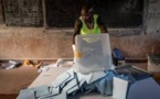 Élections en Centrafrique: l'opposition conteste la méthode de compilation des résultats