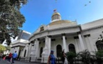 Venezuela: la nouvelle Assemblée nationale entre en fonction, la précédente reste en place