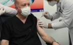 Covid_19: le Président Erdogan se fait vacciner devant les caméras