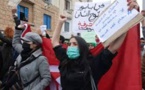 Tunisie : manifestations contre la répression et couvre-feu prolongé