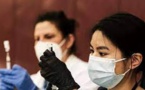 Covid-19: aux États-Unis, les autorités s'inquiètent de voir la deuxième dose de vaccin boudée