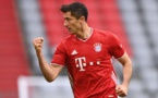 Robert Lewandowski dépasse Gerd Müller avec ses 41 buts