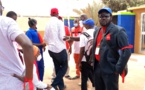 Visite à Sen'Eau: le ministre Serigne Mbaye Thiam accueilli avec des brassards rouges par les travailleurs