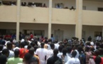 VIDEO-l'ambiance électrique des délibérations des résultats du BAC au Lycée Blaise Diagne de Dakar