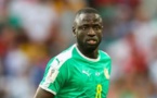 Etat de la pelouse du Stade Lat Dior: Cheikhou Kouyaté en remet une couche
