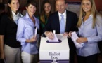 Législatives en Australie: victoire pour les conservateurs de Tony Abbott