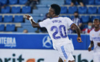 Après un match fou, le Real Madrid arrache le nul à Levante grâce à Vinicius