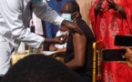 Sénégal : « la vaccination contre la covid-19 s’est déroulée en violation du plan initialement défini » (rapport)