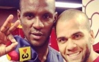 Eric Abidal et sa greffe : Son coéquipier Dani Alves voulait lui donner son foie