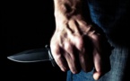 Ivre, il assène des coups de couteau à son frère déficient mental