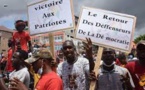 Guinée: retour triomphal à Conakry pour quatre opposants à Alpha Condé