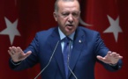 Le président turc Recep Tayyip Erdogan menace d'expulser dix ambassadeurs après un appel à libérer un opposant