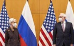 Ukraine : Américains et Russes commencent des pourparlers "compliqués"