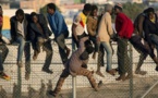 Espagne: nouvelle tentative de passage massive de 1200 migrants à Melilla, indiquent les autorités