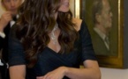 Kate Middleton : Bronzage, décolleté et rivière de diamants, sa rentrée à la NPG