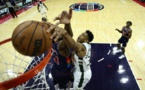 NBA: les Bucks font tomber les Sixers, les Lakers poursuivent leur dégringolade