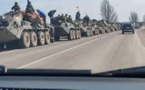 Des images amateur montrent des convois militaires russes se diriger vers le Donbass