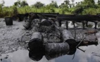 Nigeria: au moins 80 morts lors d'une explosion dans une raffinerie illégale vendredi (bilan provisoire)