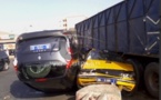Accident-Un camion fou termine sa course sur un taxi