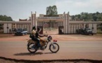 Centrafrique: une levée de la limitation des mandats présidentiels «peut être source de troubles»