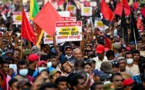 Sri Lanka: la police tire des gaz lacrymogènes sur les manifestants devant les bureaux du Premier ministre