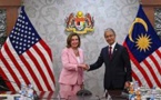 Nancy Pelosi arrive en Malaisie et maintient le flou sur une étape à Taïwan