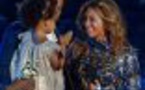 MTV VMA 2014 : Beyoncé avec Jay Z et Blue Ivy, showgirl divine et émue