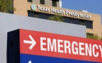 Aux Etats-Unis, contrôles renforcés dans les aéroports après la mort d'un patient