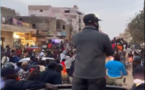 Parcelles Assainies: Sonko s’offre un bain de foule après une visite à la mairie (Vidéo)