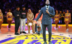 Les Lakers célèbrent LeBron James, le meilleur marqueur de l’histoire